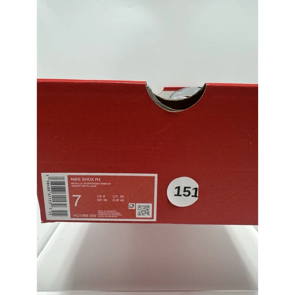 Brand New Nike Shox R4 Metallic Silver Crimson HQ1988-009 Men Size 7 / Women 8.5